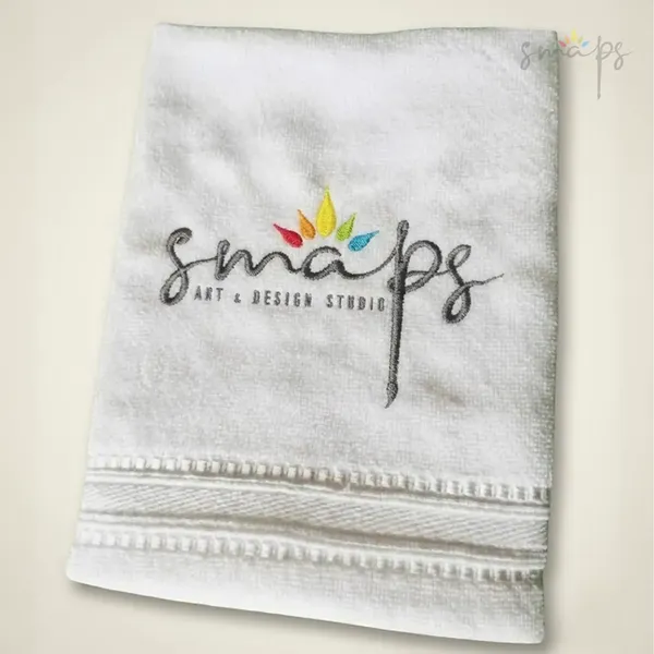 Vezeni logo SMAPS-a na peškiru