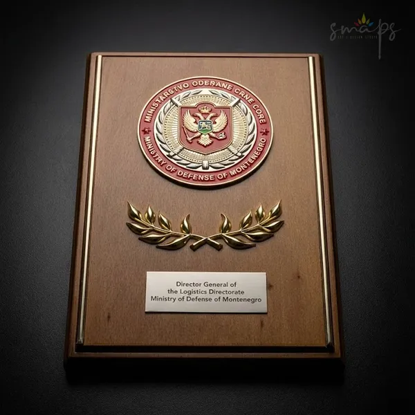 Ekskluzivna drvena plaketa sa grbom Vojske Crne Gore